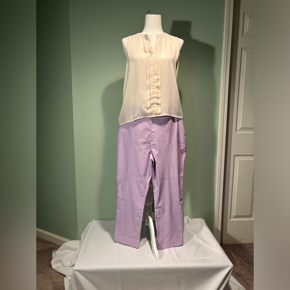 Sleeveless ivory women’s blouse size M - Picture 4 of 7